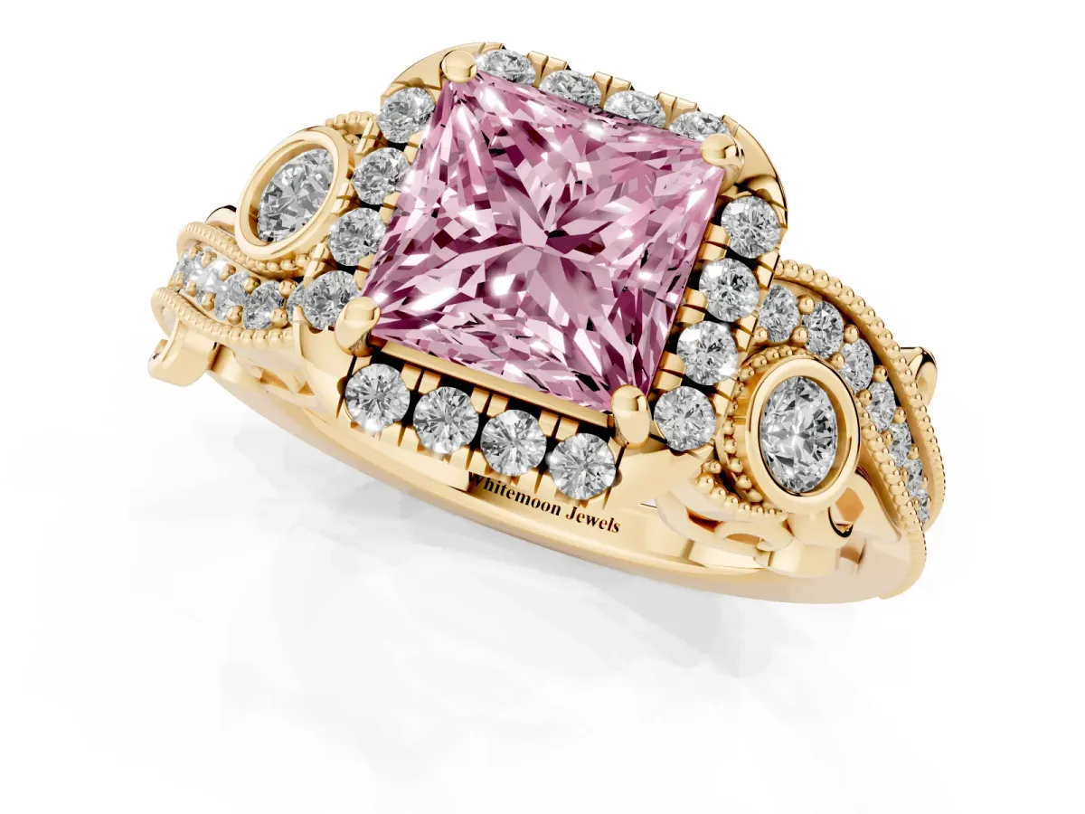Fancy Pink Princess Cut Diamond Halo Ring with Milgrain Pavé Band and Four-Prong Setting Yellow gold
