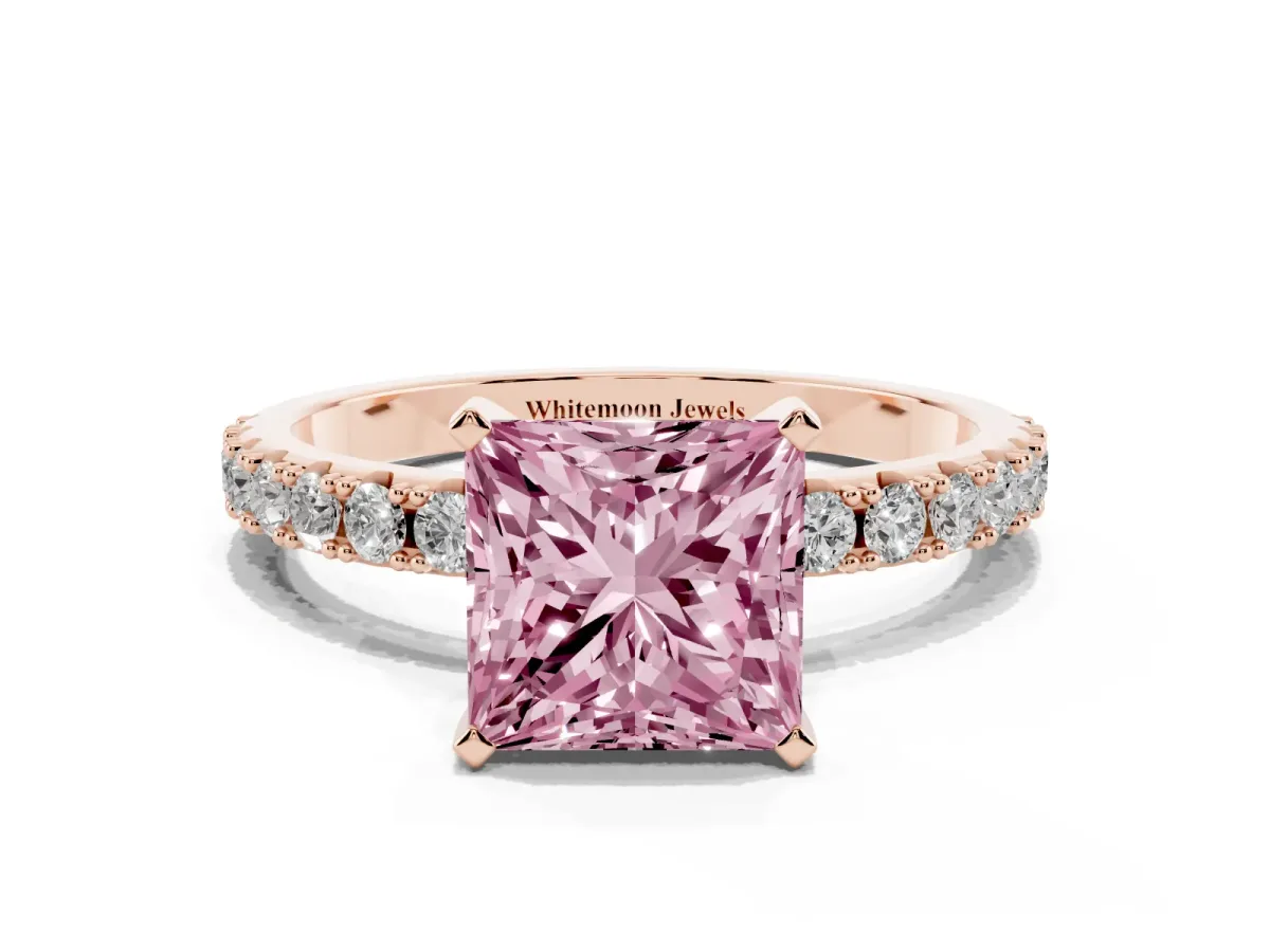 Fancy Pink Princess Cut Diamond Solitaire Pavé Band with Four-Prong Setting Rose gold