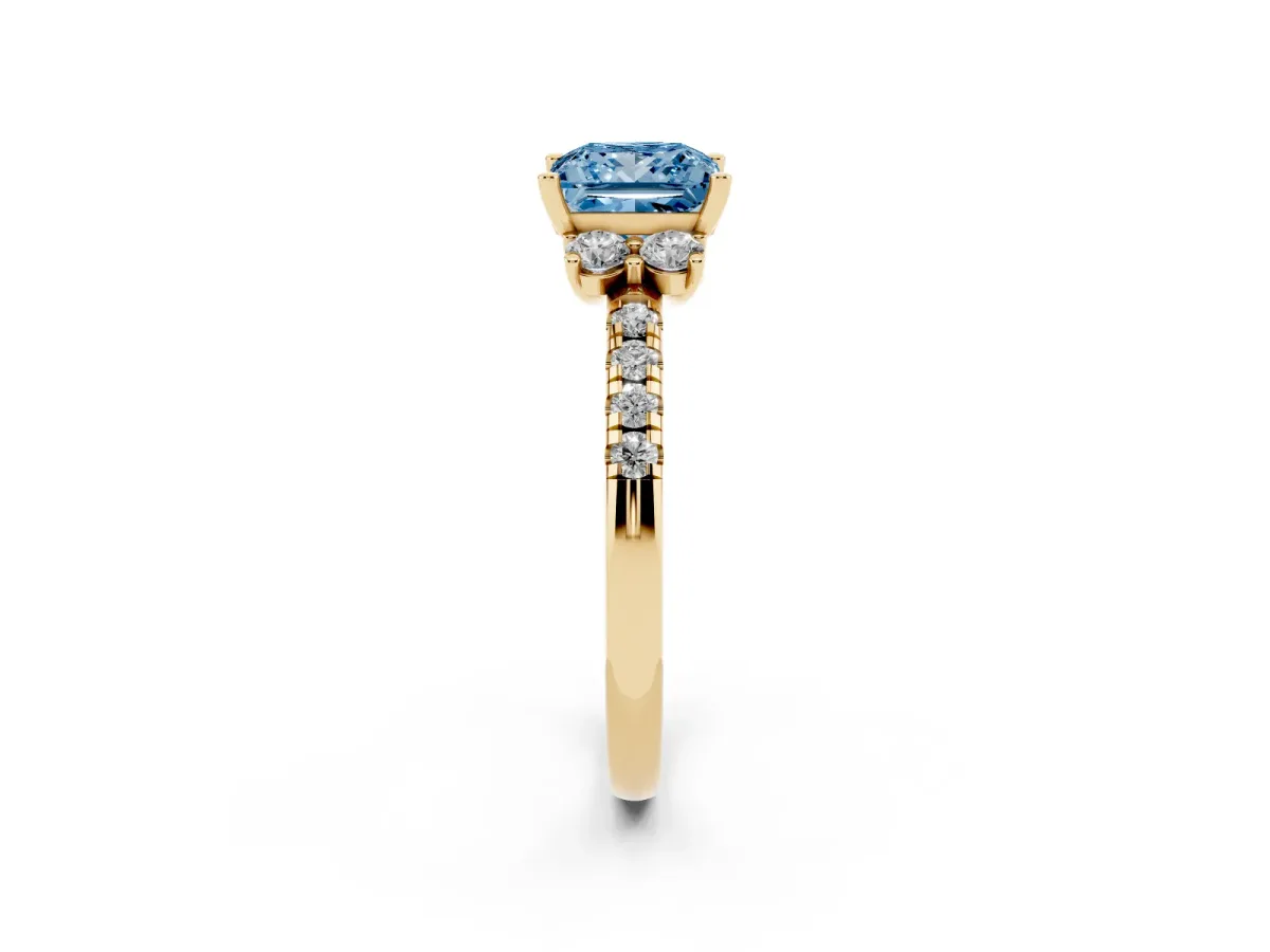 Fancy Blue Princess Cut Diamond Three-Stone Pave Band with Four-Prong Setting Yellow gold