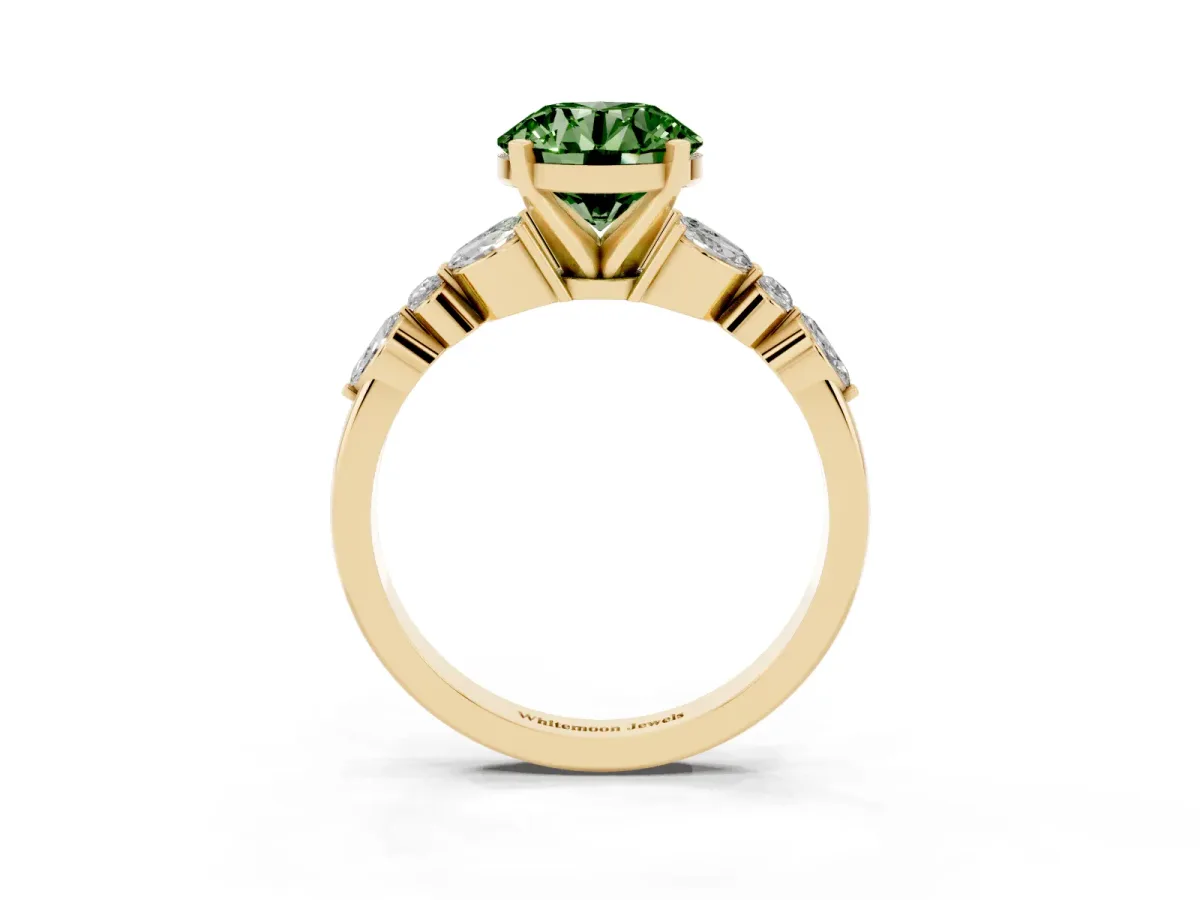 Fancy Green Round Cut Diamond Solitaire Ring with Side Stones and Four-Prong Setting Yellow gold
