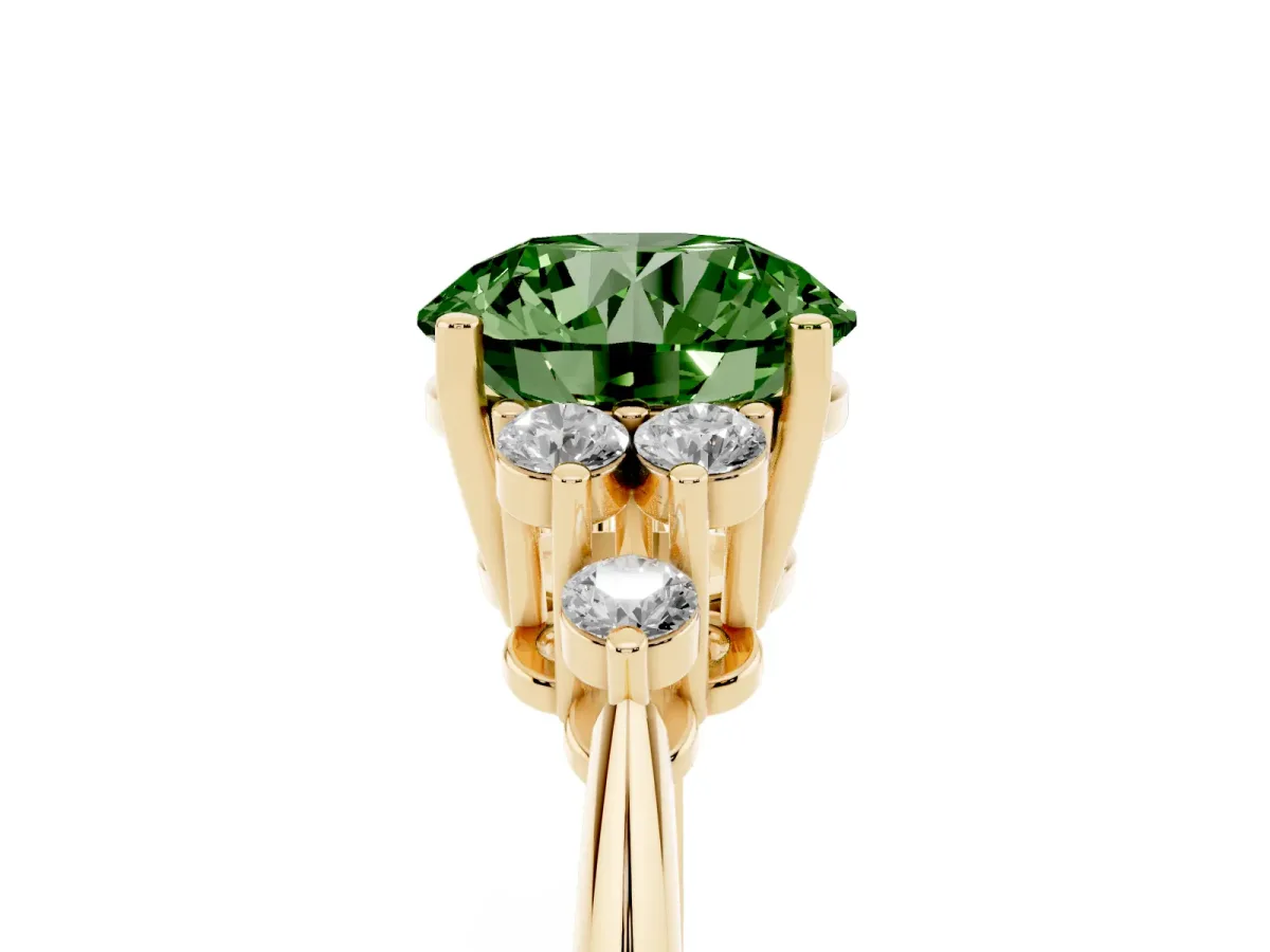 Fancy Green Round Cut Cut Diamond Cluster Ring with Solitaire Band and Four-Prong Setting Yellow gold