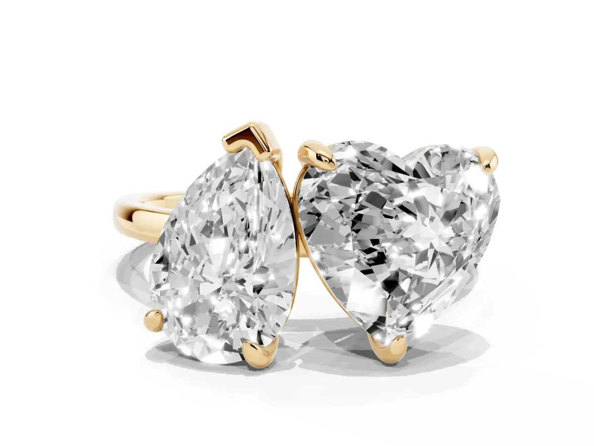 Pear and Heart Toi Moi Ring with Prong Setting and Plain Band Yellow gold