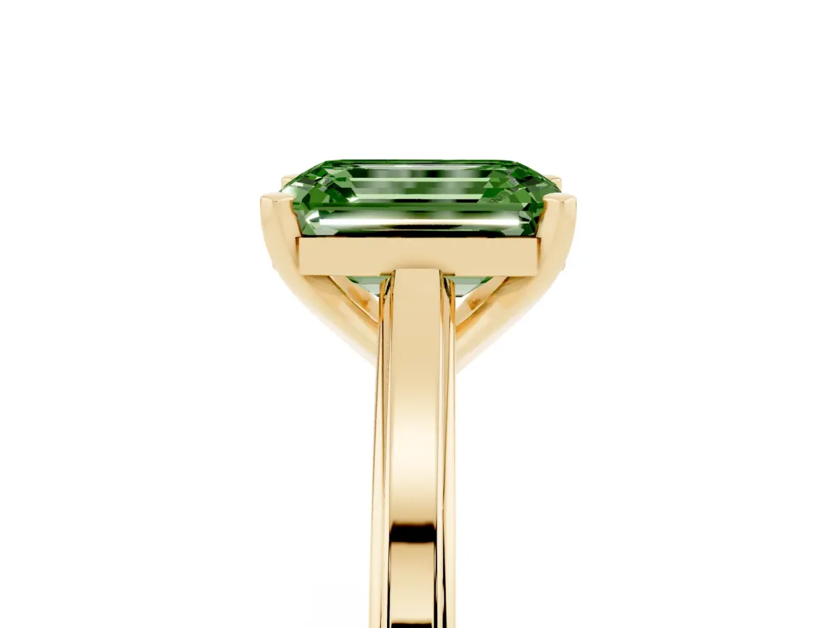 Fancy Green Emerald Cut Solitaire Diamond Ring with Four-Prong Setting and Classic Band Yellow gold