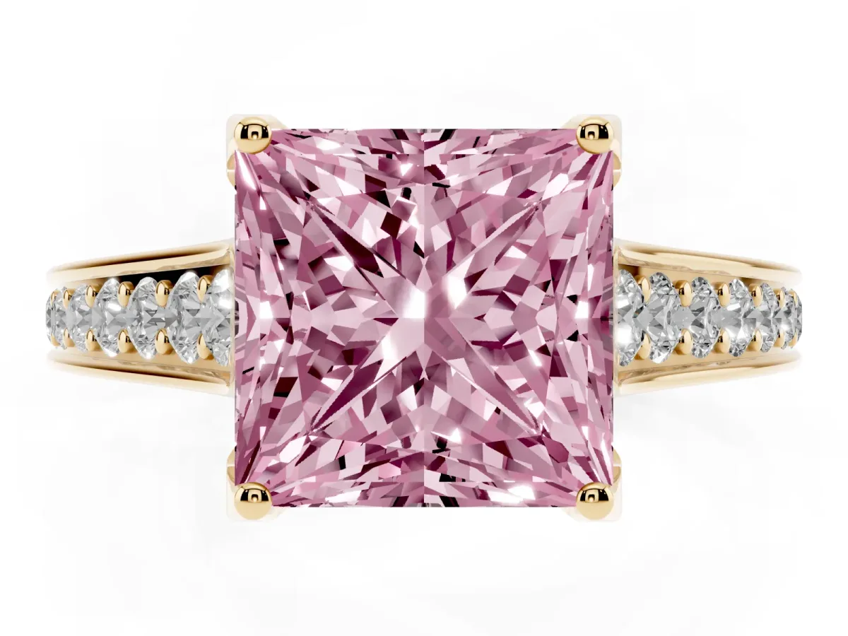 Fancy Pink Princess Cut Brilliant Cut Diamond Engagement Ring with Pavé Band and Four-Prong Setting Yellow gold