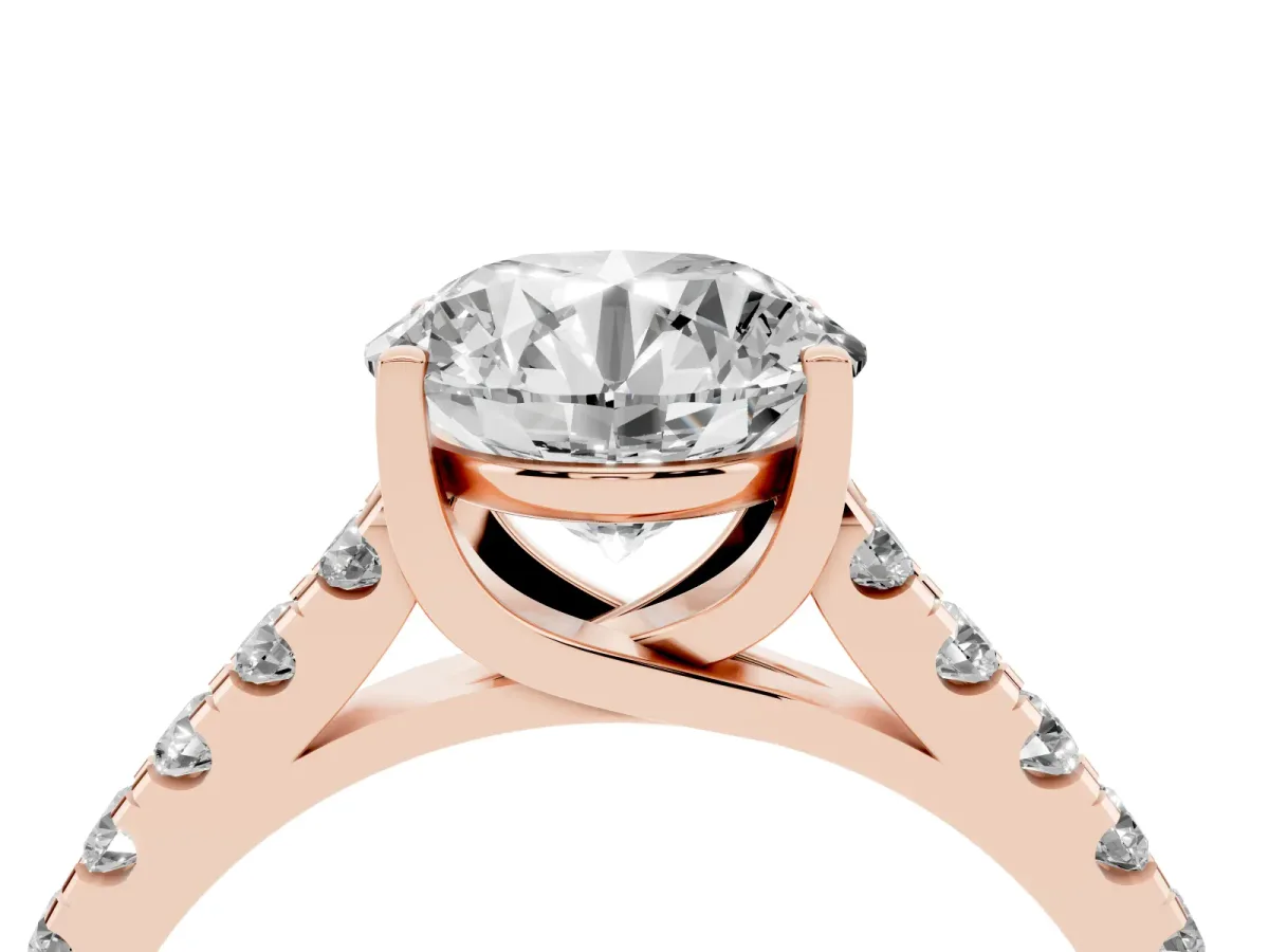 Round Cut Diamond Pavé Band Solitaire Ring with Prong Setting Rose gold