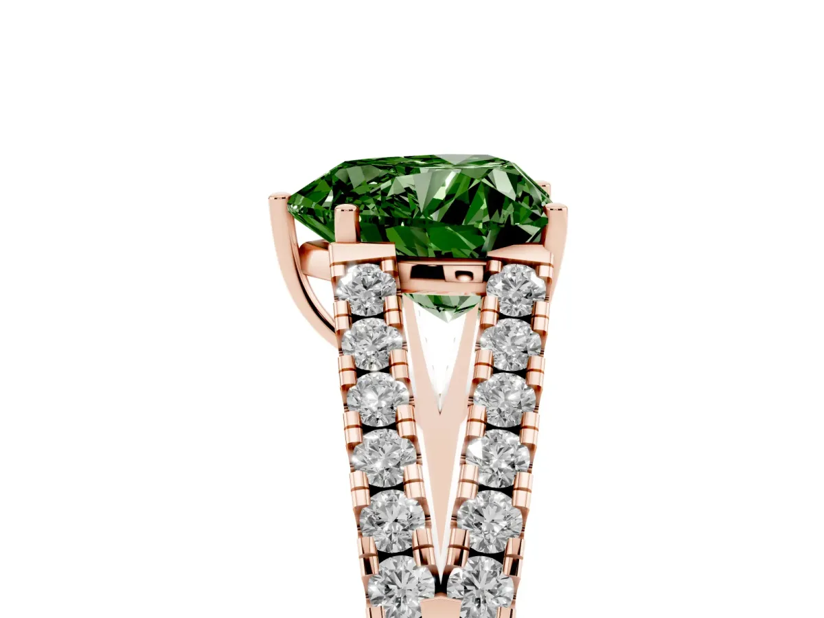Fancy Green Heart Cut Diamond Split Shank Pavé Engagement Ring with Four-Prong Setting Rose gold