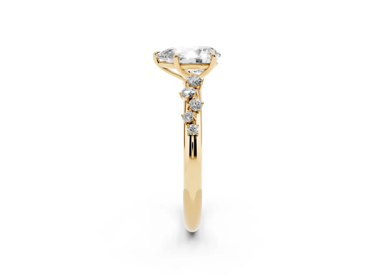 Pear Cut Diamond Cluster Prong-Set Solitaire Ring Yellow gold