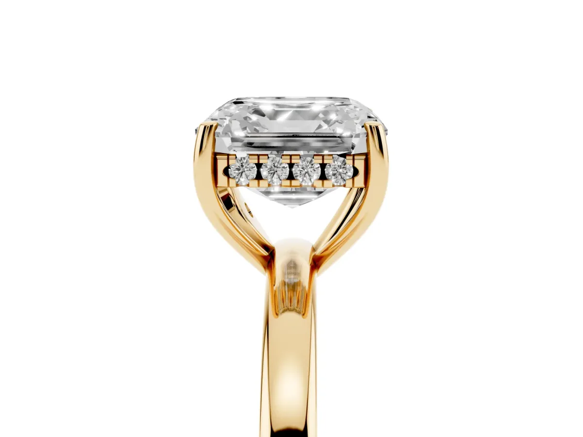 Asscher Cut Solitaire Diamond Ring with Prong Setting and Plain Band Yellow gold
