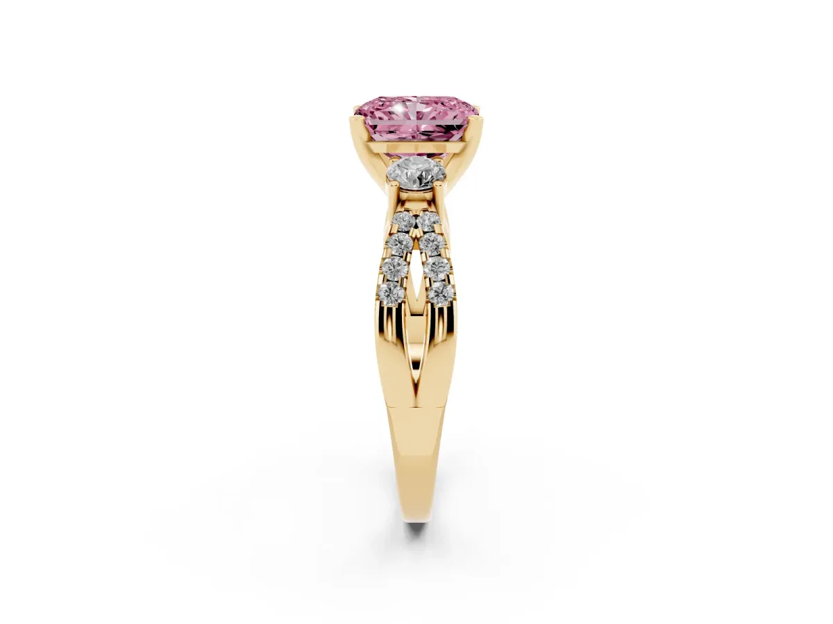 Fancy Pink Radiant Cut Diamond Three-Stone Ring with Pavé Split Shank and Four-Prong Setting Yellow gold