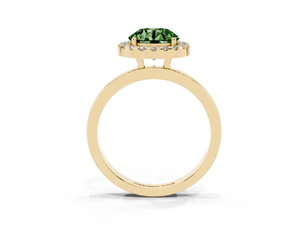 Fancy Green Round Cut Halo Diamond Solitaire with Pavé Band and Four-Prong Setting Yellow gold