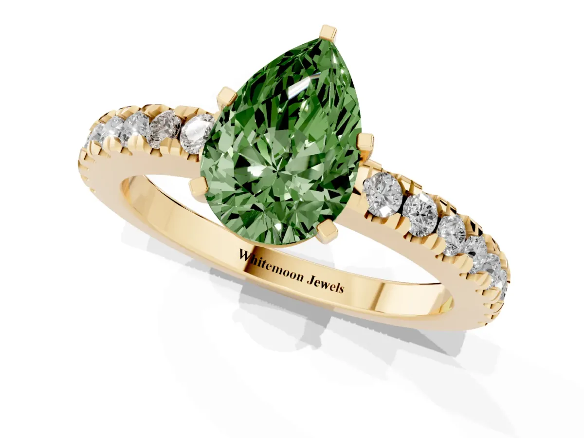 Fancy Green Pear Cut Solitaire Diamond with Pavé Band and Four-Prong Setting Yellow gold