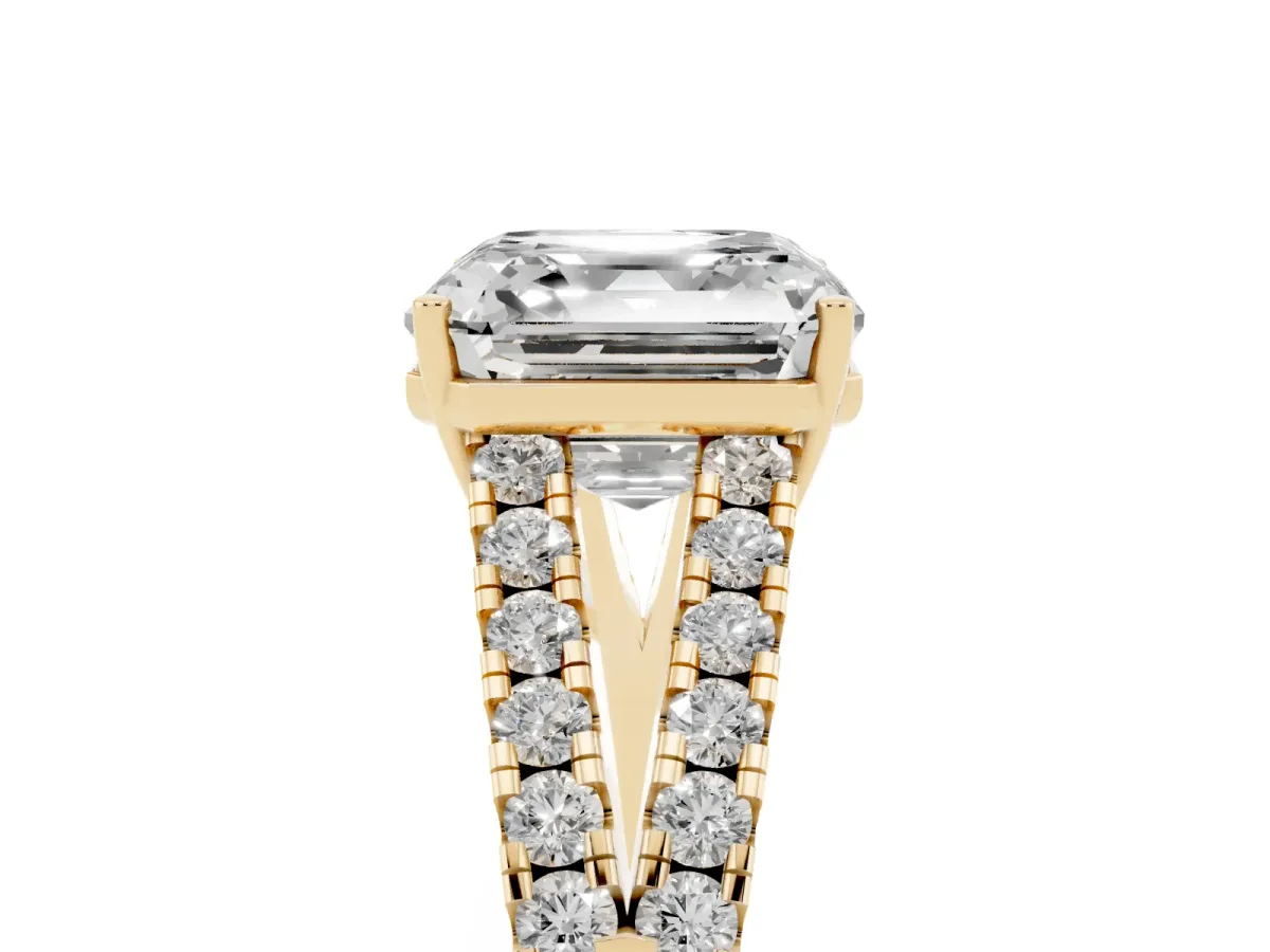 Asscher Cut Diamond Split Shank Pavé Engagement Ring with Four-Prong Setting Yellow gold