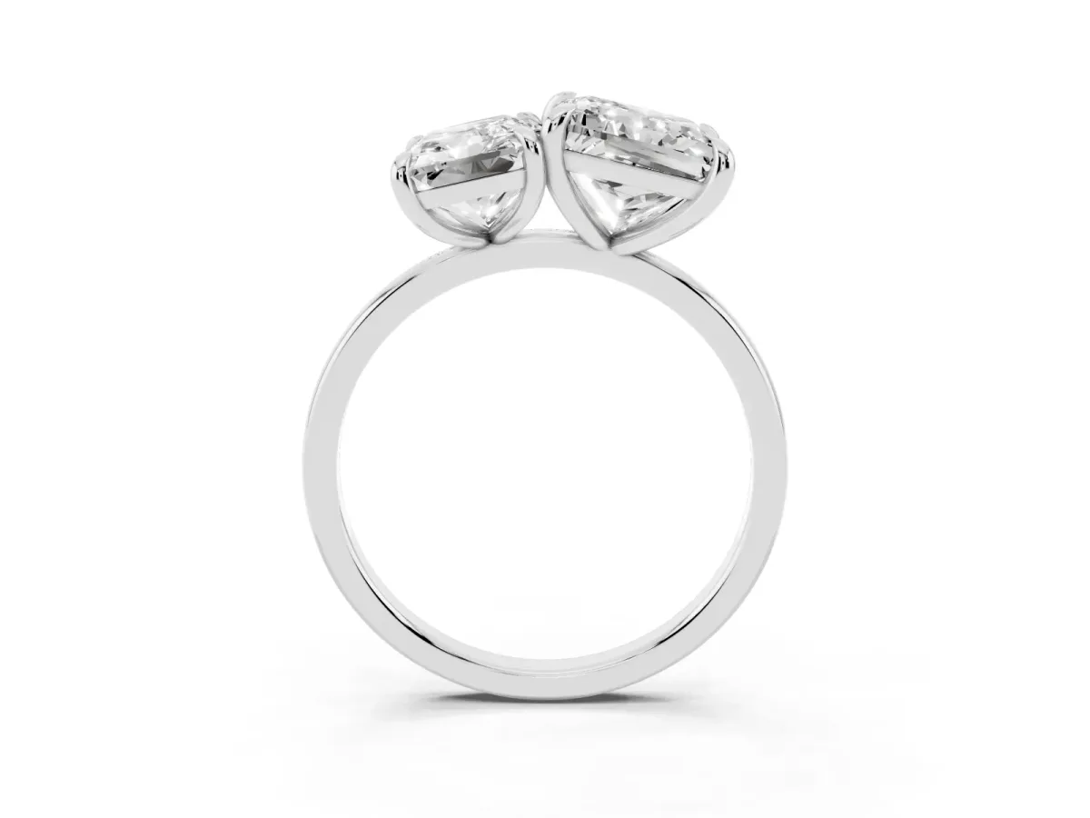 Radiant and Princess Toi Moi Ring with Prong Setting and Plain Band Platinum
