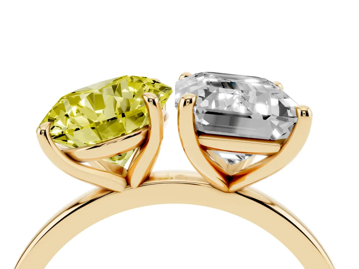 Fancy Yellow Round Cut and Emerald Cut Toi Moi Ring with Prong Setting Yellow gold