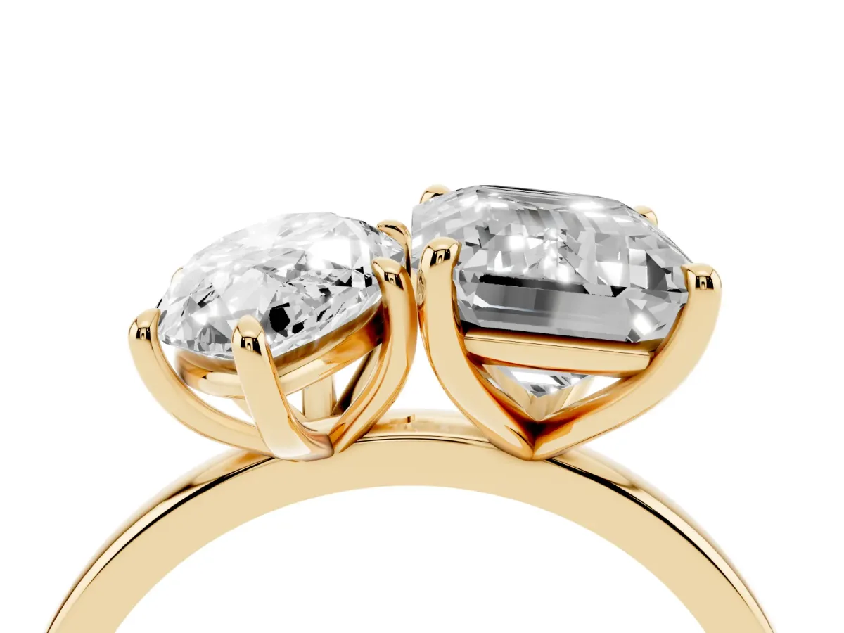 Marquise Cut and Emerald Cut Toi Moi Ring with Prong Setting Yellow gold