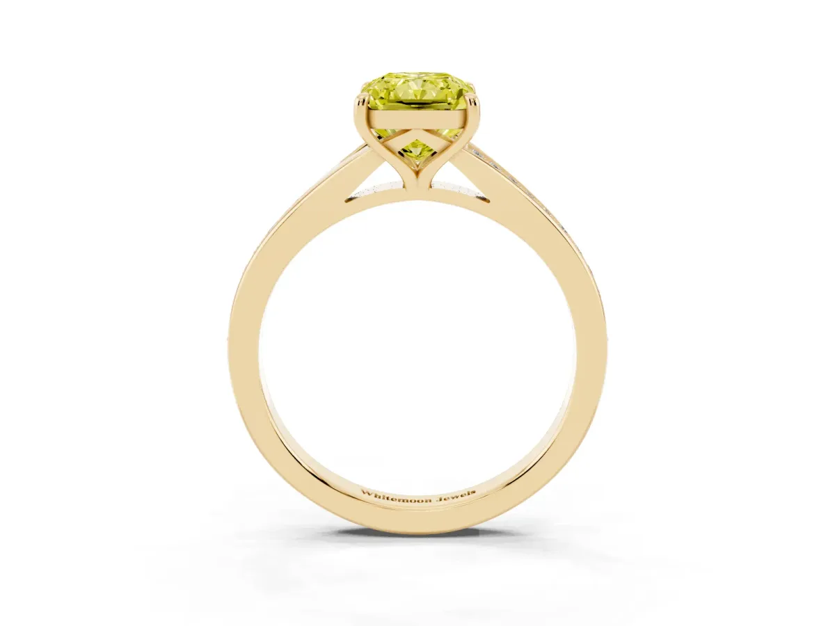 Fancy Yellow Radiant Cut Diamond Solitaire Ring with Pavé Band and Prong Setting Yellow gold