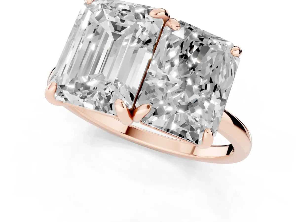 Emerald and Radiant Toi Moi Ring with Prong Setting and Plain Band Rose gold