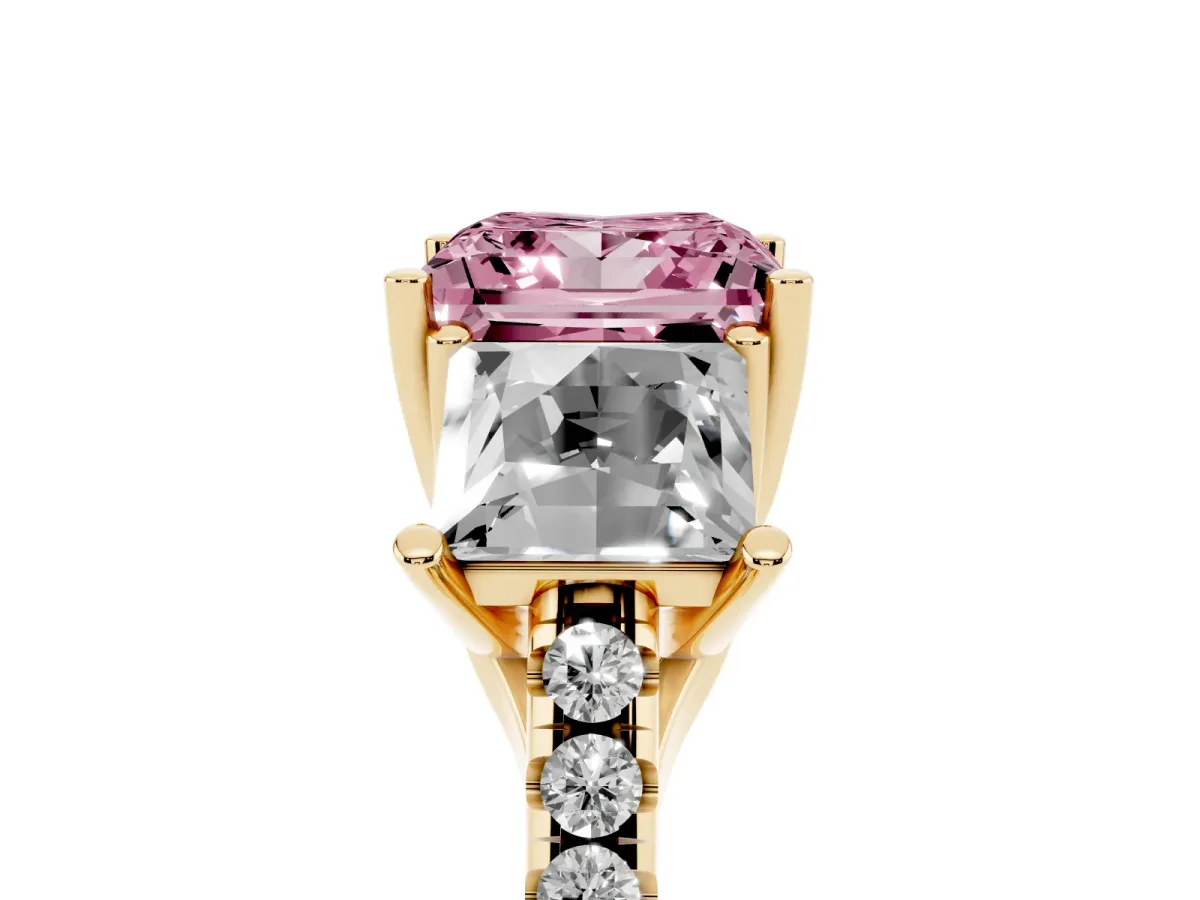 Fancy Pink Three-Stone Princess Cut Diamond Ring with Round Pavé Band and Prong Setting Yellow gold