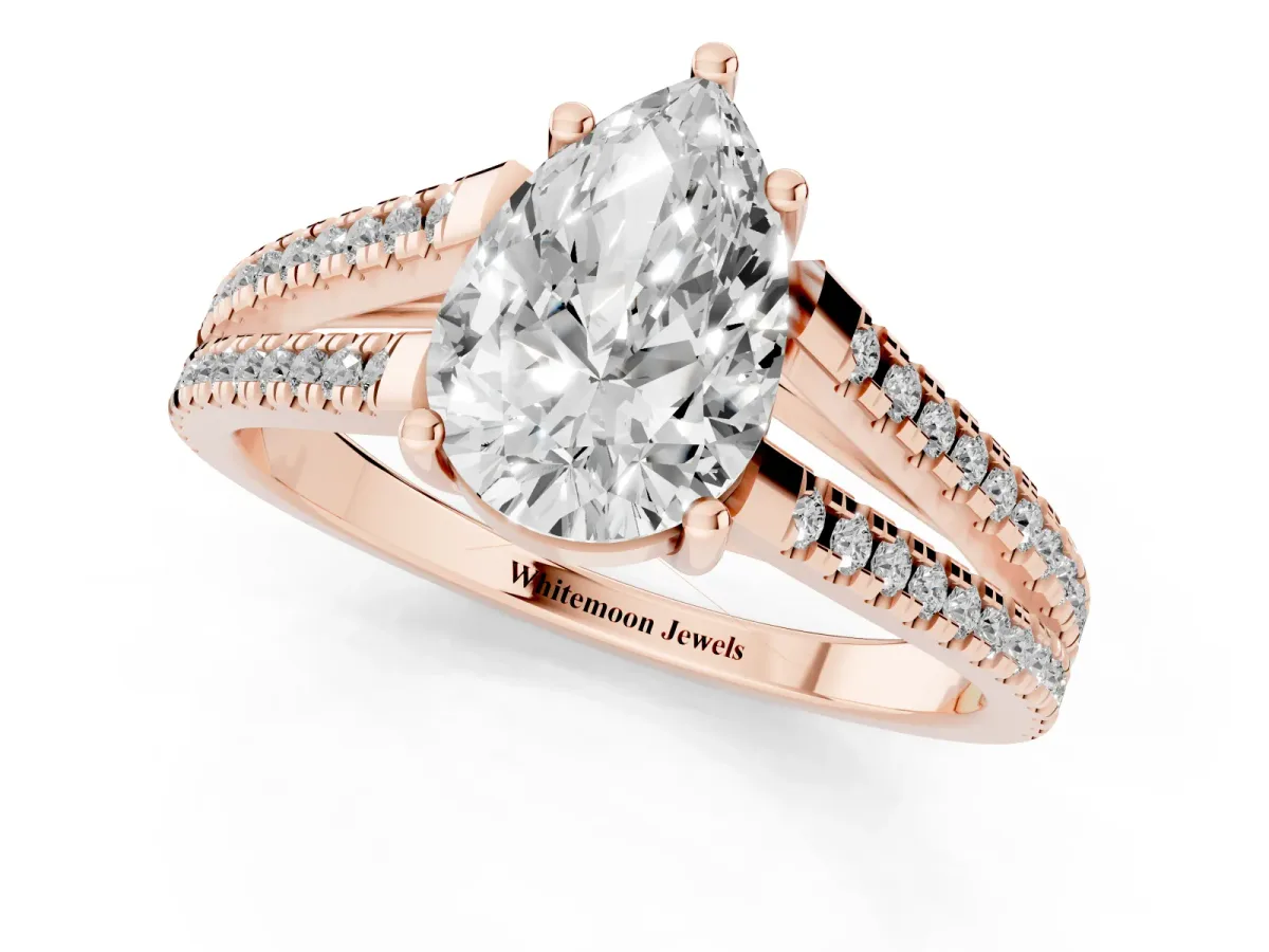 Pear Cut Diamond Solitaire Engagement Ring with Split Shank Pavé Band Rose gold