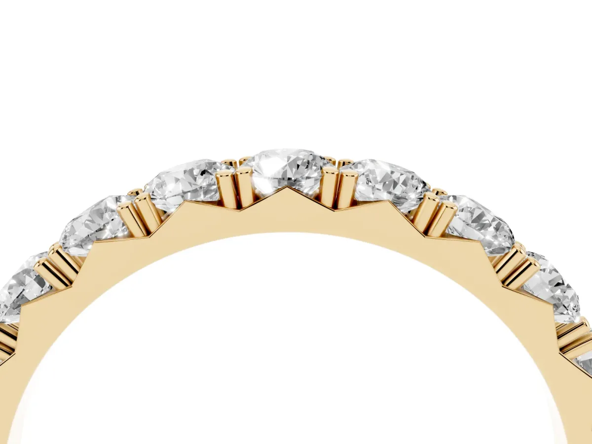 Round Diamond Eternity Band with Pavé Setting and Shared Prong Yellow gold