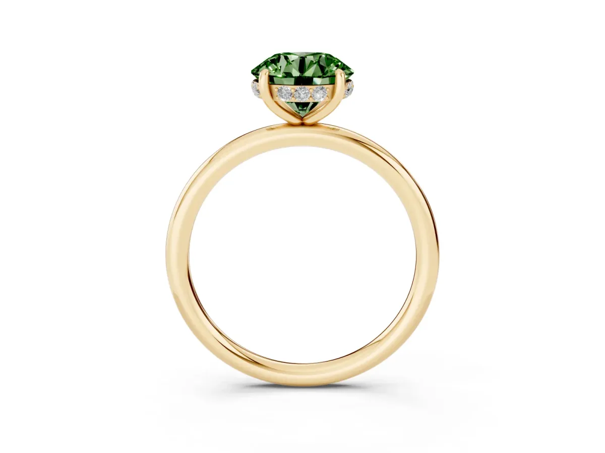 Fancy Green Round Cut Solitaire Diamond Ring with a Classic Band and Four-Prong Setting Yellow gold