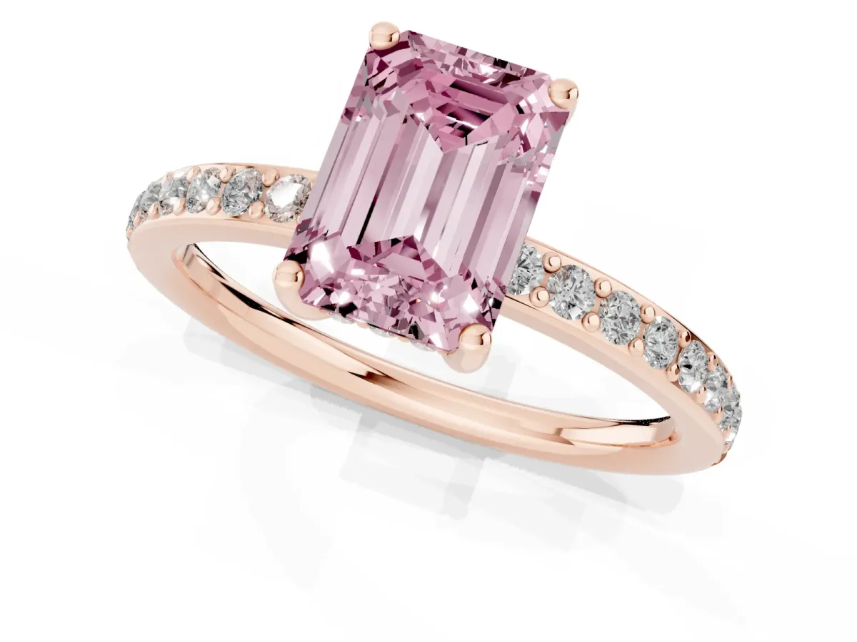 Fancy Pink Emerald Cut Cut Diamond Pavé Band Ring with Four-Prong Setting Rose gold