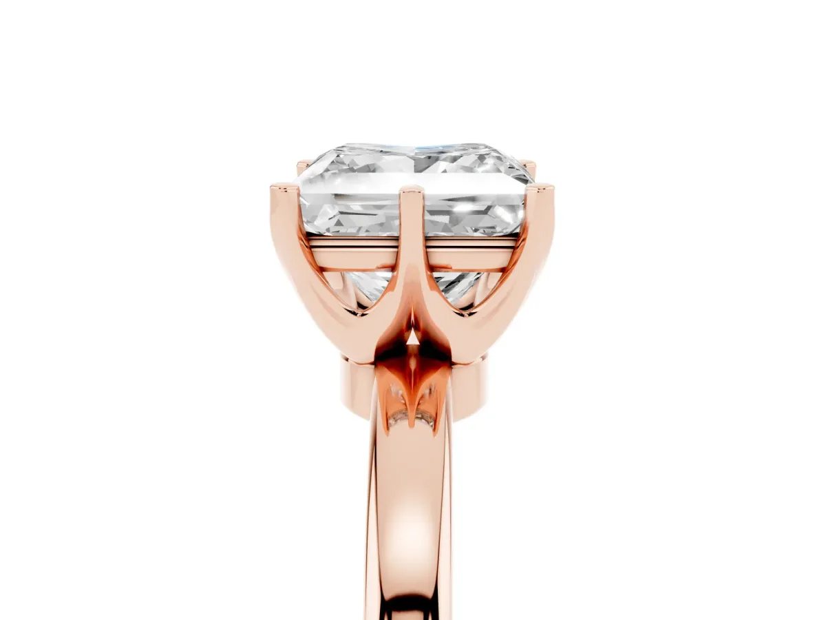 Princess Cut Solitaire Diamond Ring with Six-Prong Setting on a Classic Band Rose gold