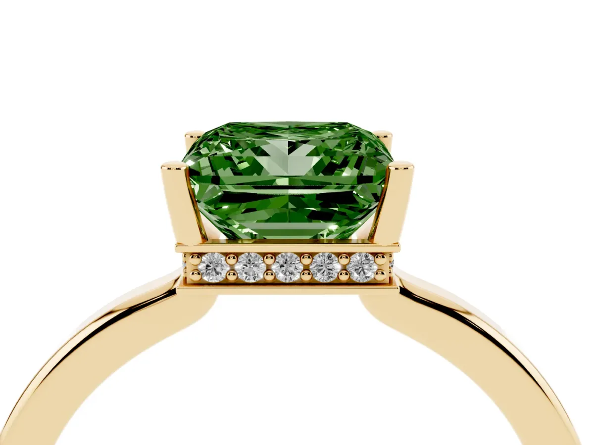 Fancy Green Princess Cut Cut Solitaire Engagement Ring with Four-Prong Setting on a Classic Band Yellow gold