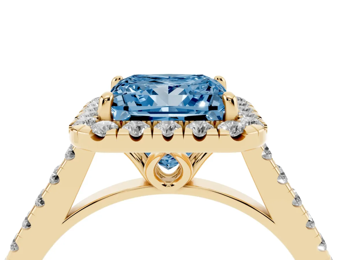 Fancy Blue Princess Cut Halo Pavé Diamond Engagement Ring with Four-Prong Setting Yellow gold