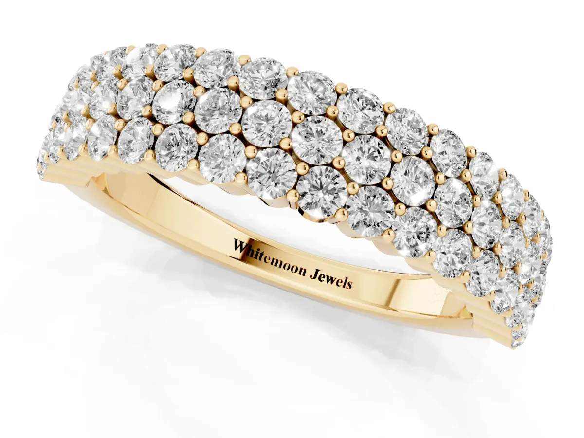 Round Diamond Checkerboard Pavé Promise Ring with Round Diamond Accents Yellow gold