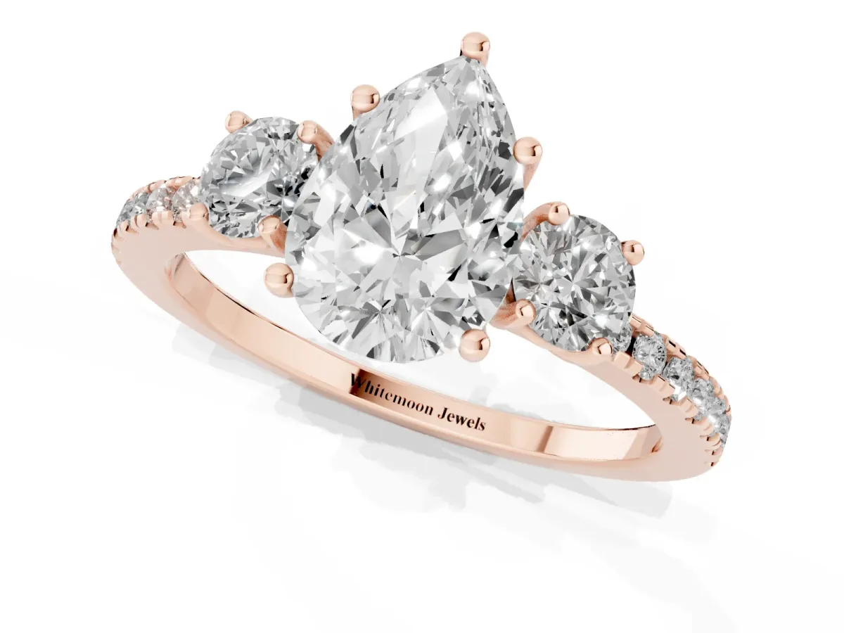 Three-Stone Pear Cut Cut Diamond Pavé Band with Prong Setting Rose gold