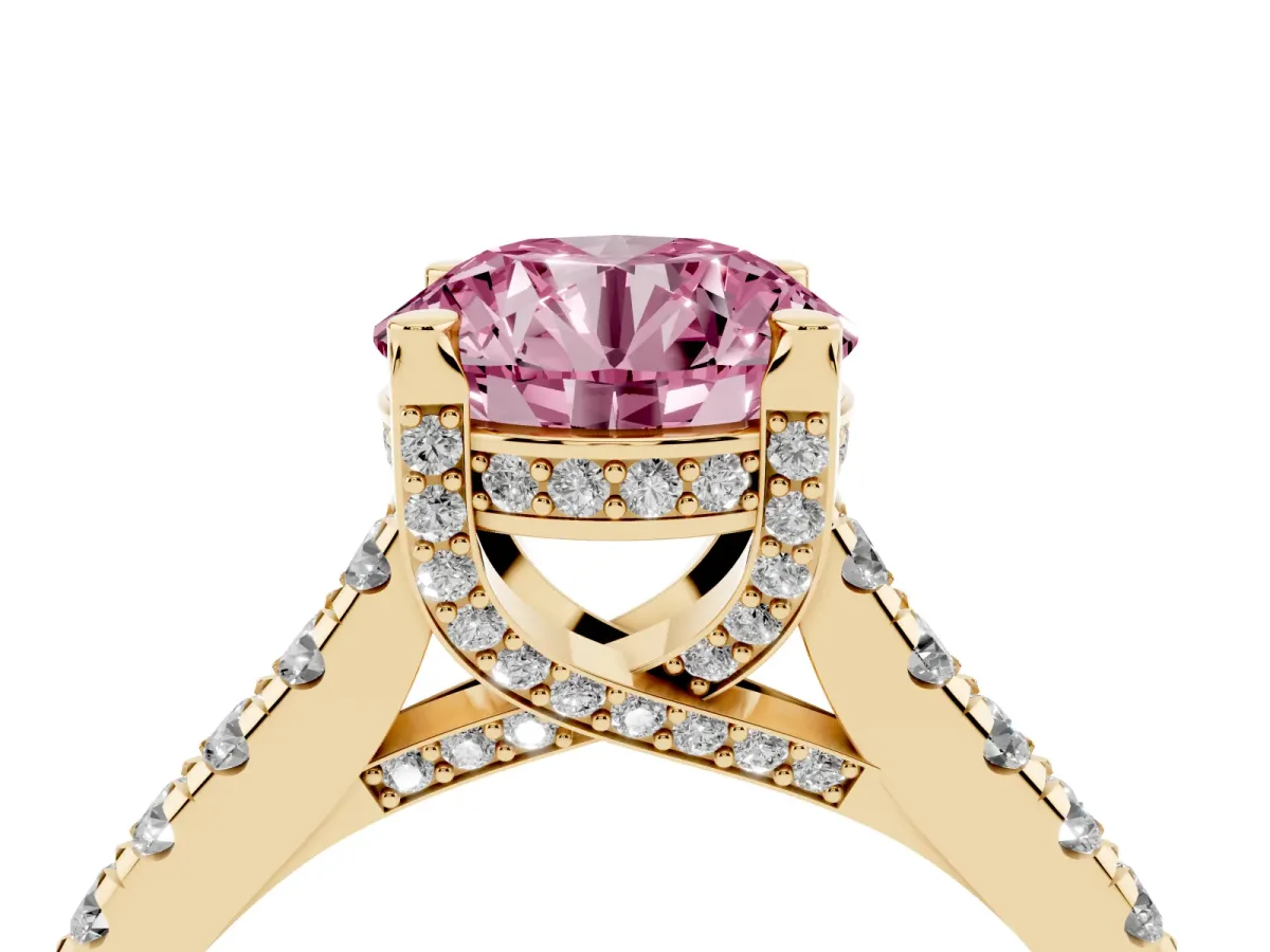 Fancy Pink Round Cut Brilliant Diamond Solitaire with Pavé Band and Four-Prong Setting Yellow gold