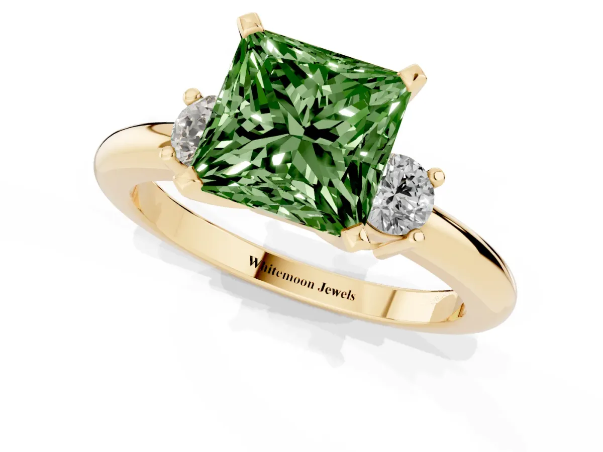 Fancy Green Three-Stone Princess Cut Cut Diamond Solitaire with Prong Setting and Classic Band Yellow gold