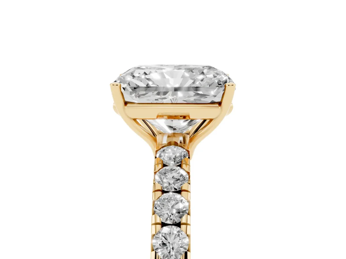 Radiant Cut Diamond Pavé Solitaire Engagement Ring with Four-Prong Setting Yellow gold