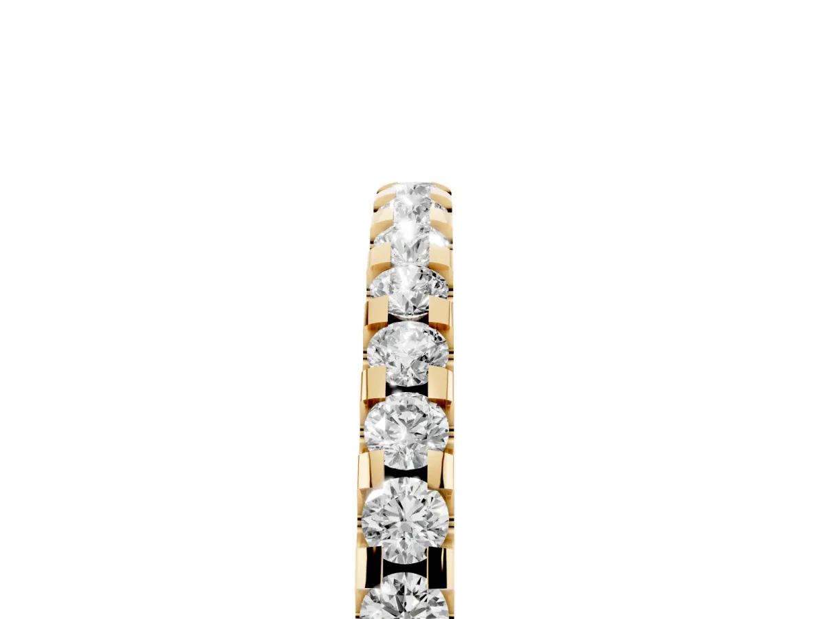 Round Diamond Half Eternity Band with Pavé Setting and Shared Prong Yellow gold