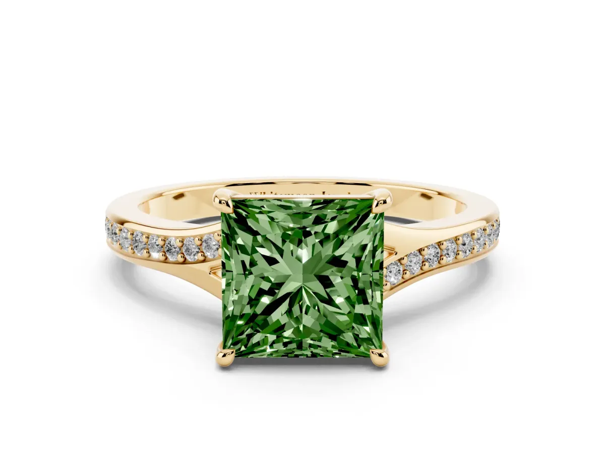 Fancy Green Princess Cut Diamond Solitaire Ring with Pavé Band and Prong Setting Yellow gold