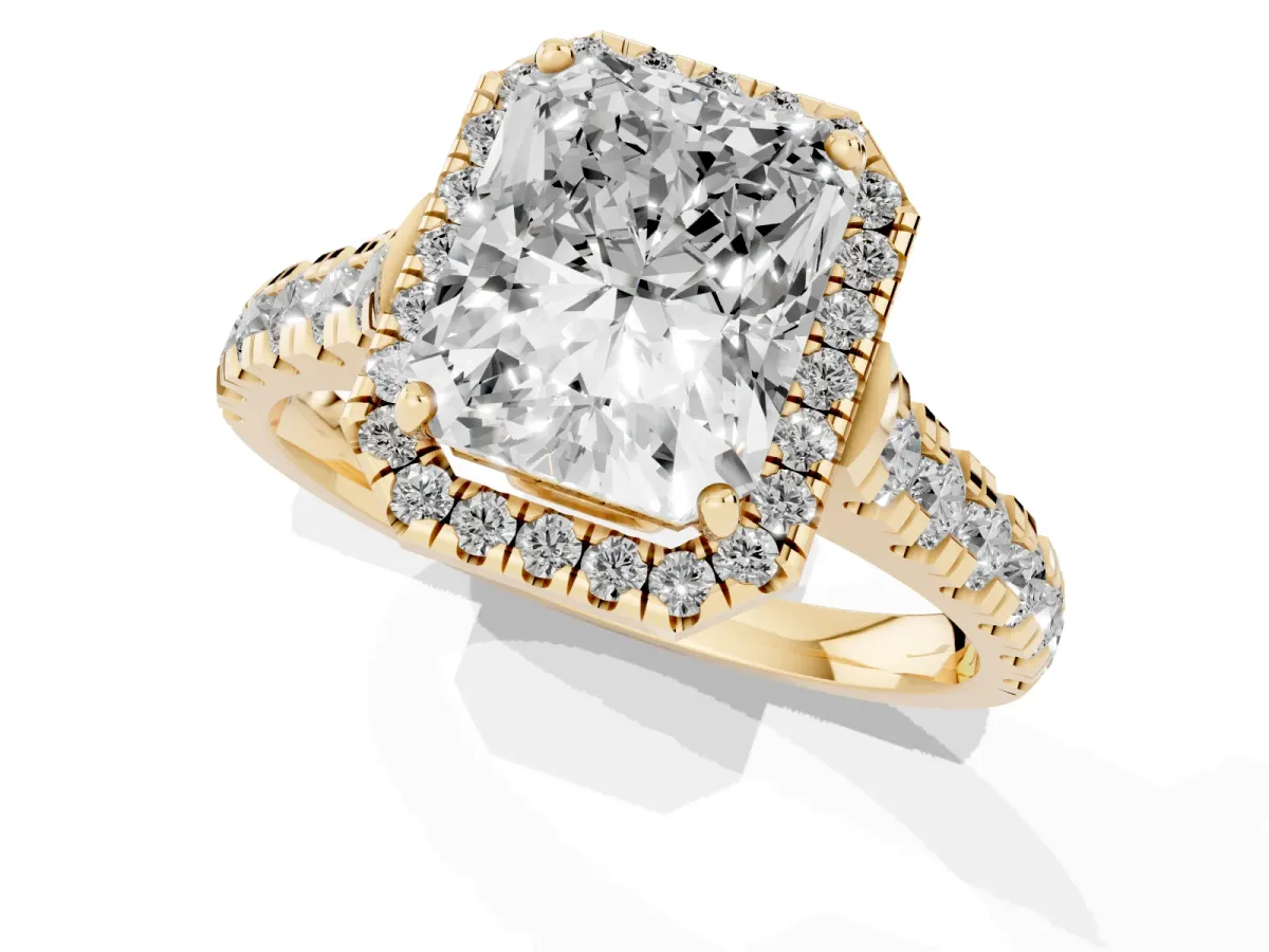 Radiant Cut Halo Pavé Diamond Engagement Ring with Four-Prong Setting Yellow gold
