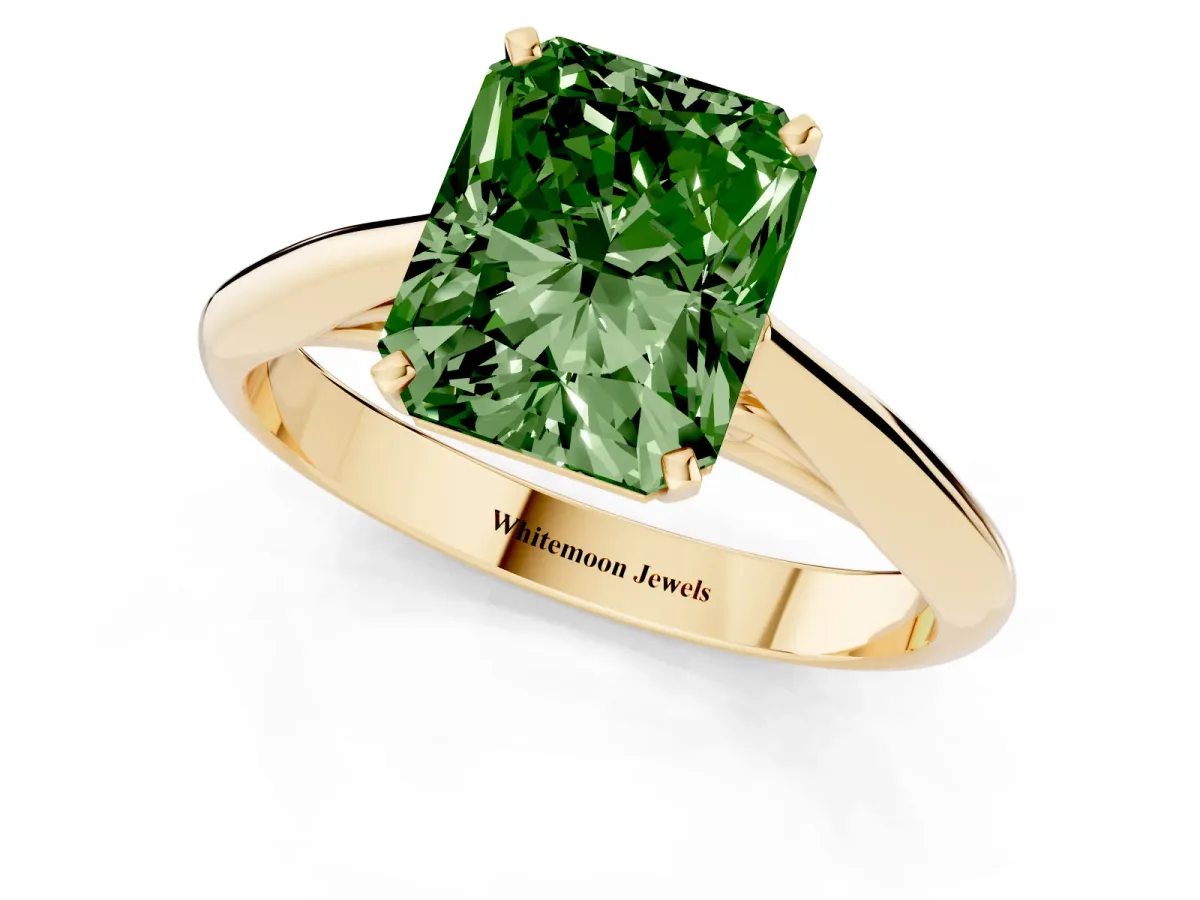 Fancy Green Radiant Cut Diamond Solitaire Engagement Ring with Cathedral Setting and Four-Prong Mount Yellow gold