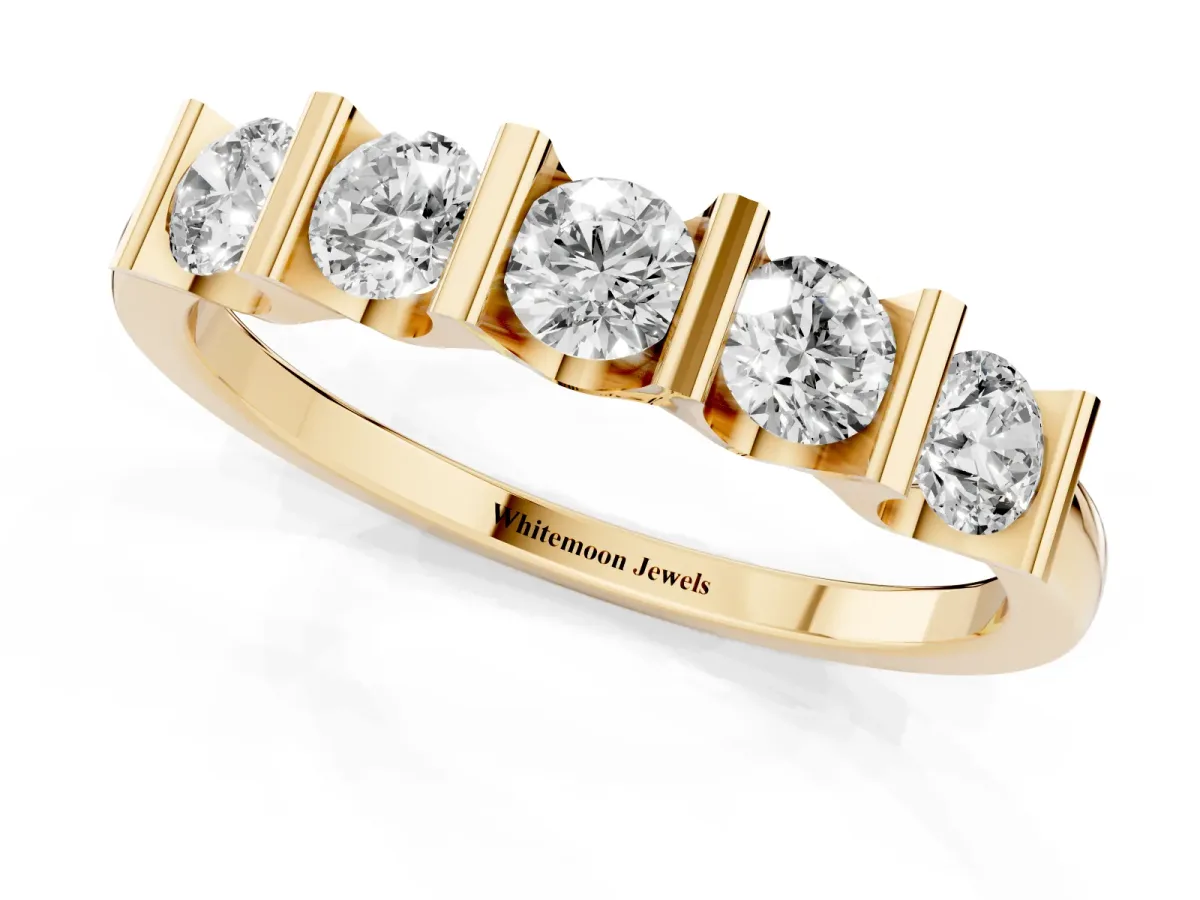 Channel-Set Round Diamond Five-Stone Band Yellow gold