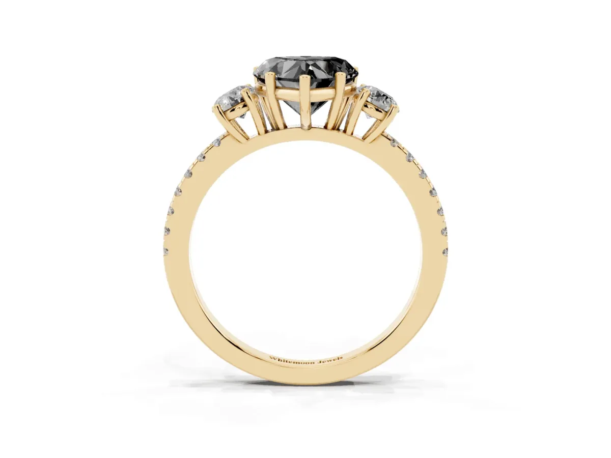 Fancy Black Three-Stone Heart Cut Cut Diamond Pavé Band with Prong Setting Yellow gold