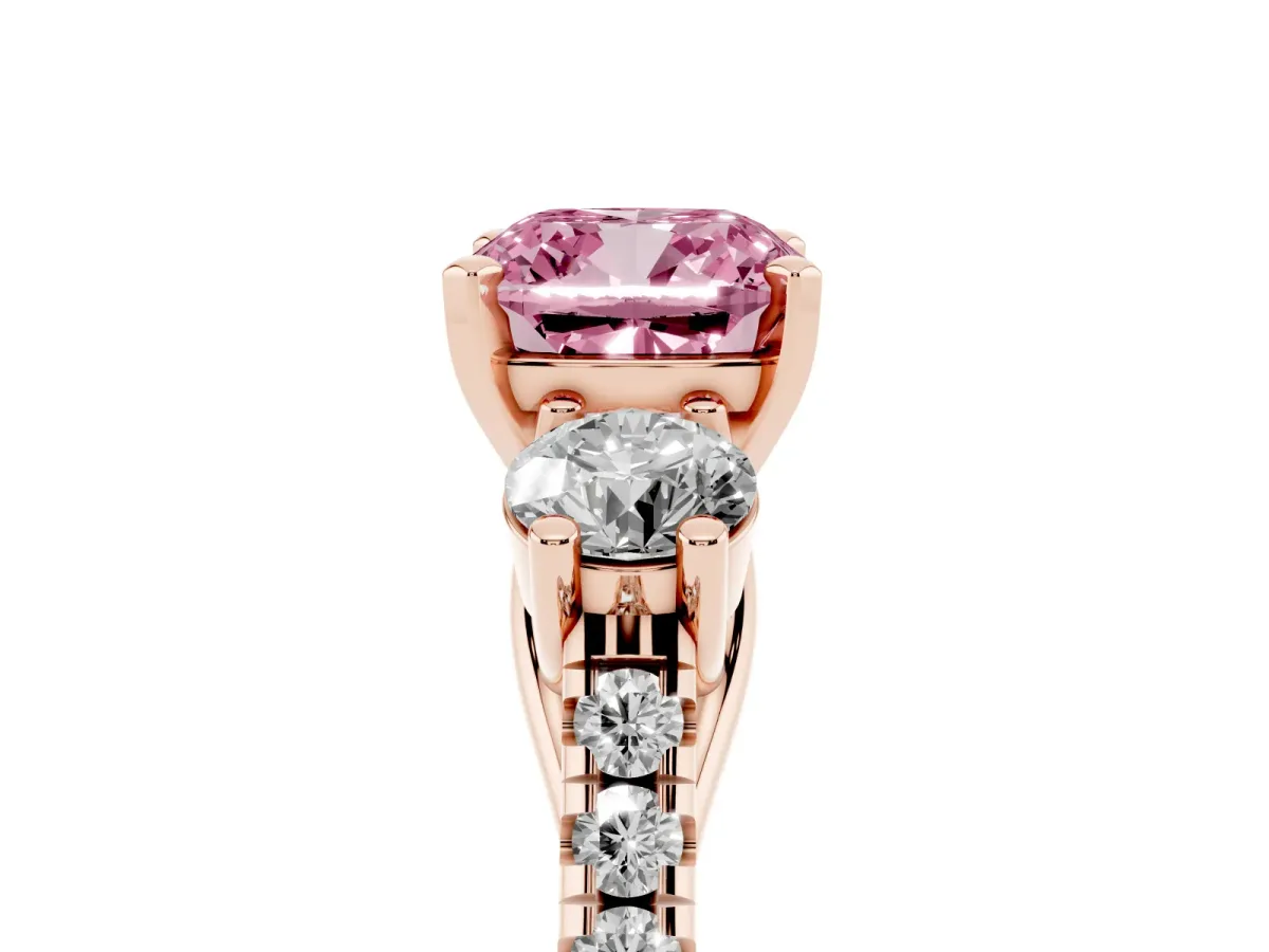 Fancy Pink Three-Stone Cushion Cut Diamond Pavé Band with Four-Prong Setting Rose gold