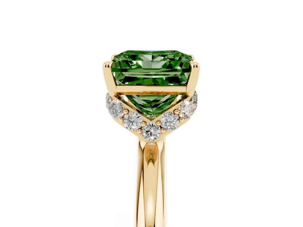 Fancy Green Princess Cut Brilliant Solitaire Engagement Ring with Six-Prong Setting and Classic Band Yellow gold