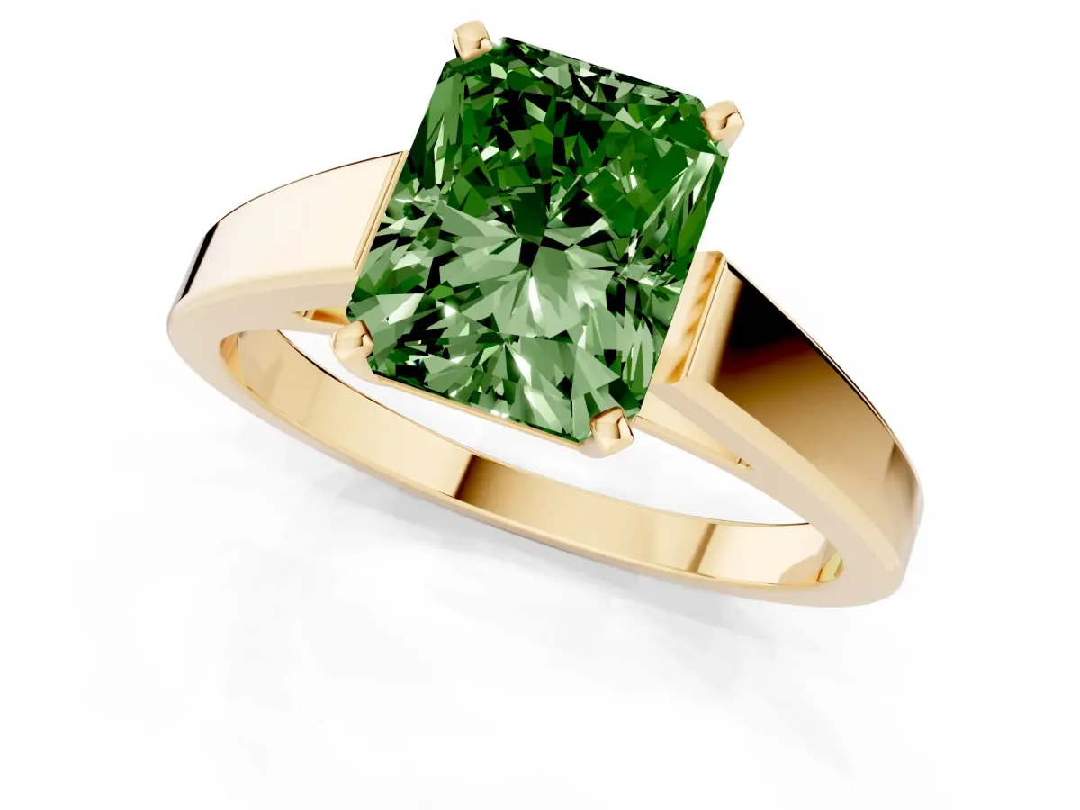 Fancy Green Radiant Cut Solitaire Engagement Ring with Four-Prong Setting and Tapered Band Yellow gold