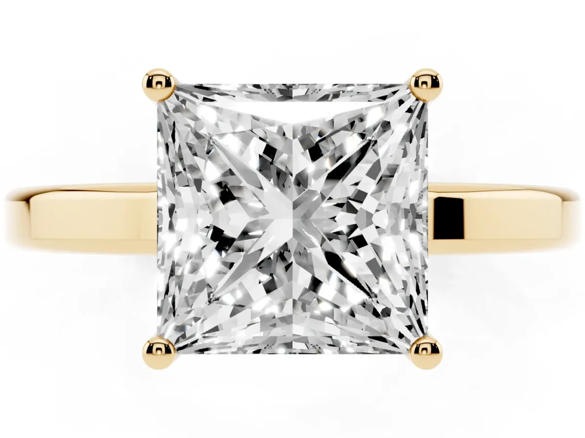 Princess Cut Cut Solitaire Engagement Ring with Four-Prong Setting on a Classic Band Yellow gold