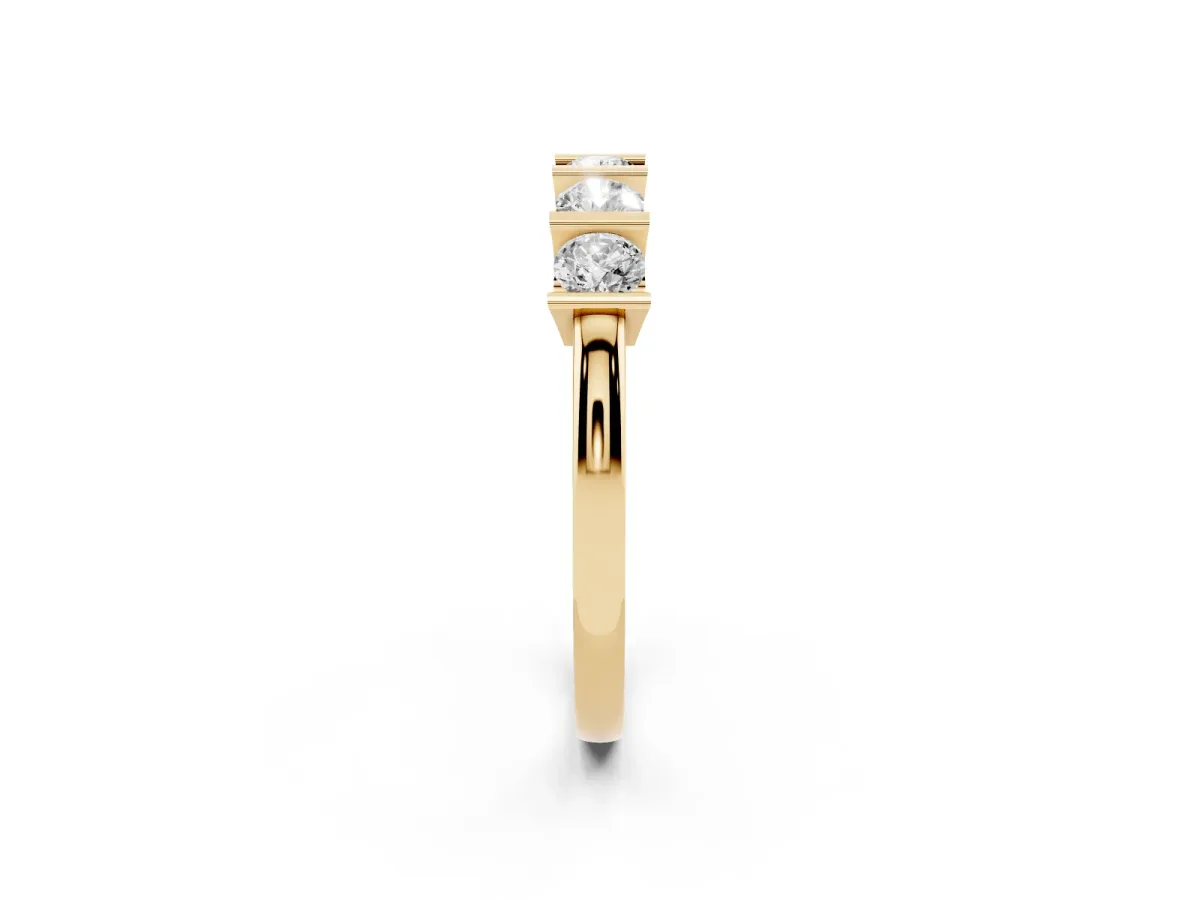 Channel-Set Round Diamond Five-Stone Band Yellow gold