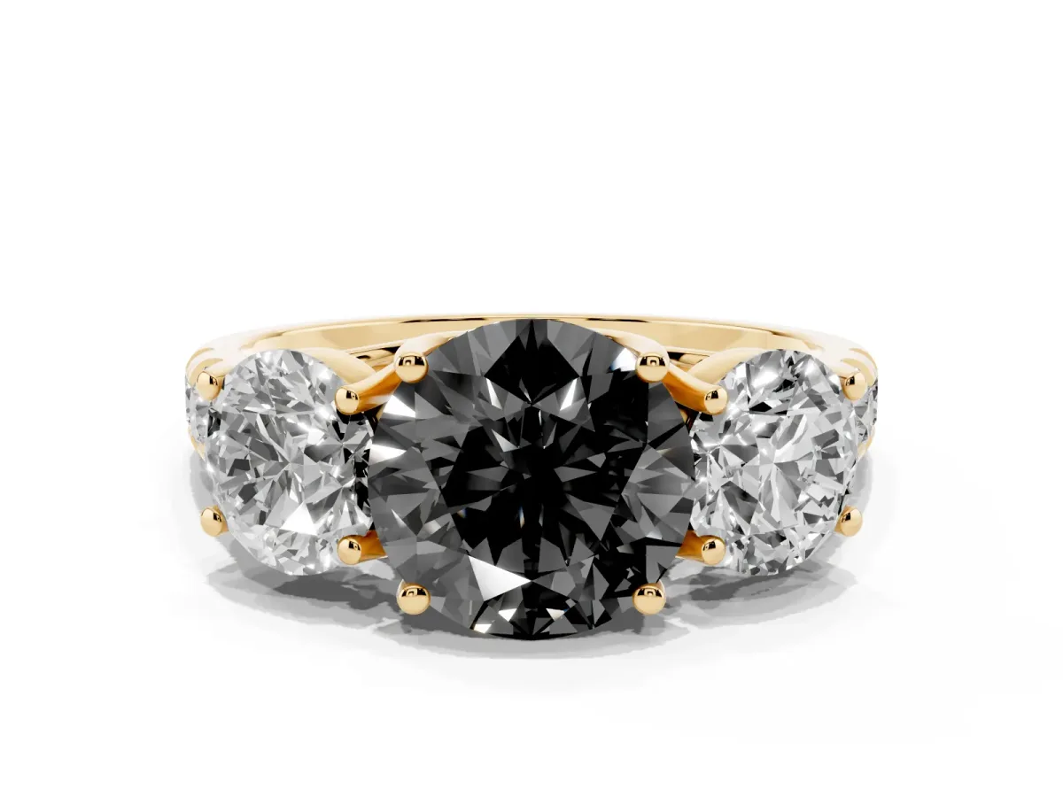 Fancy Black Three-Stone Round Cut Diamond Pavé Band with Prong Setting Yellow gold