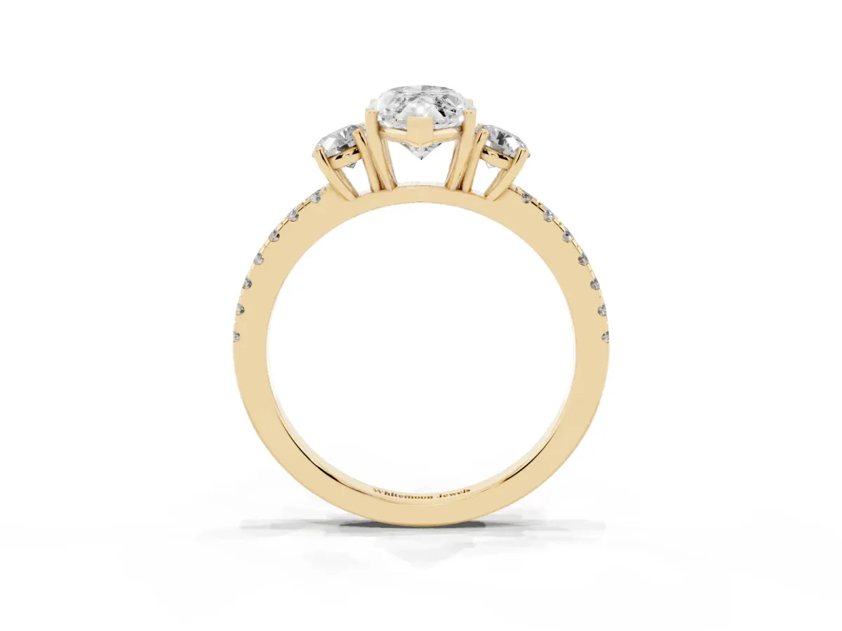 Three-Stone Marquise Cut Cut Diamond Pavé Band with Prong Setting Yellow gold