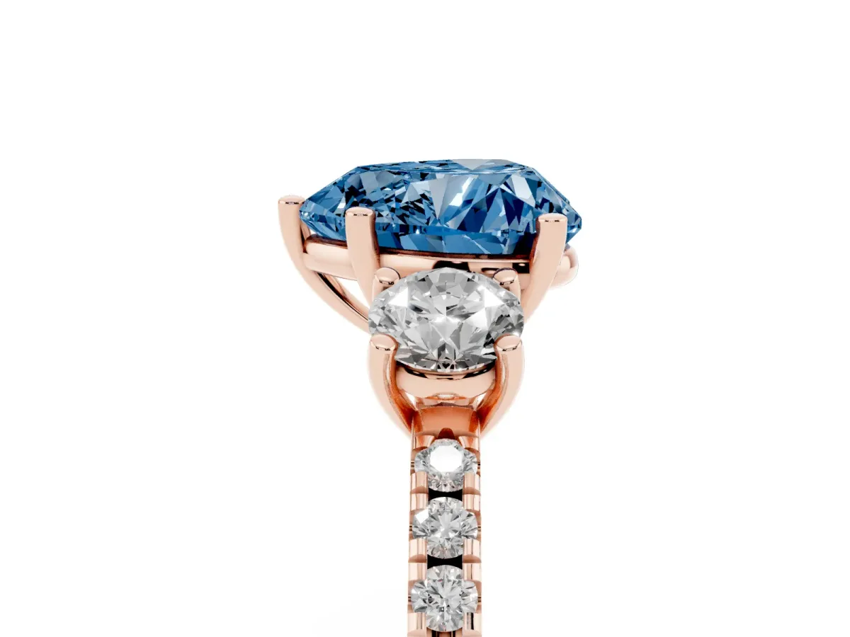 Fancy Blue Three-Stone Heart Cut Cut Diamond Pavé Band with Prong Setting Rose gold