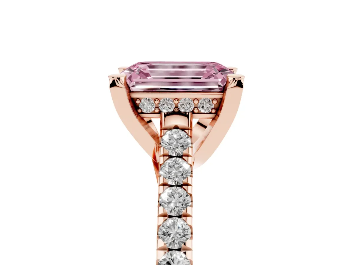 Fancy Pink Emerald Cut Brilliant Diamond Solitaire with Pavé Band and Four-Prong Setting Rose gold