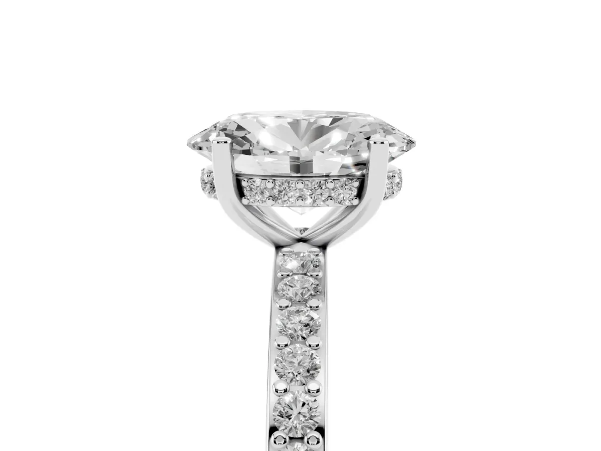 Oval Cut Cut Diamond Pavé Band Ring with Four-Prong Setting Platinum